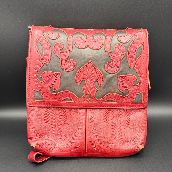 Leaders In Leather Handbags - Red and Black Embossed Leather Crossbody Bag